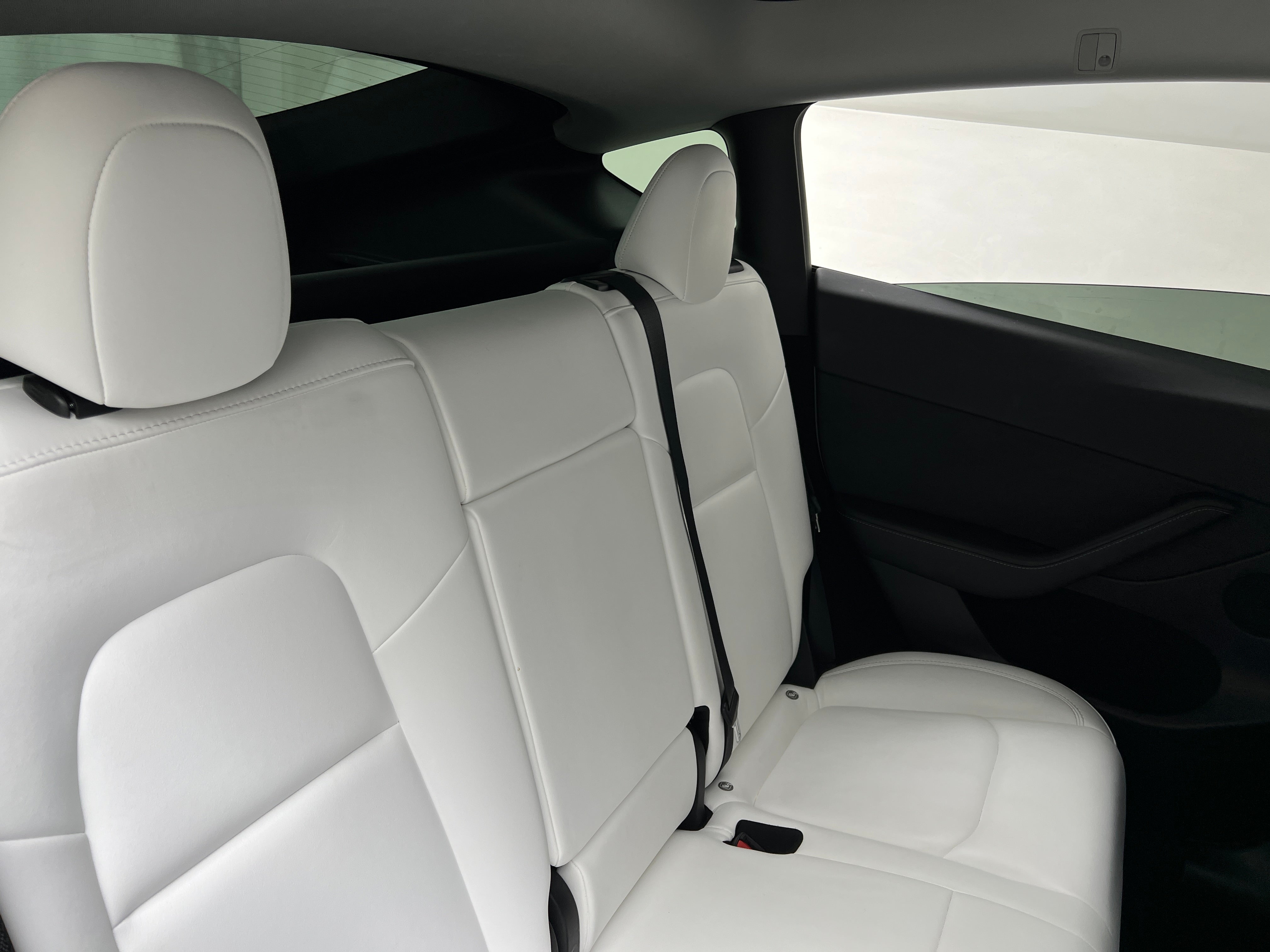 tesla model y 2022 7SAYGDEE6NF558229 image tesla model y 2022 7SAYGDEE6NF558229 image